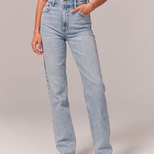 Abercrombie Ultra High Rise 90s Straight Jean
